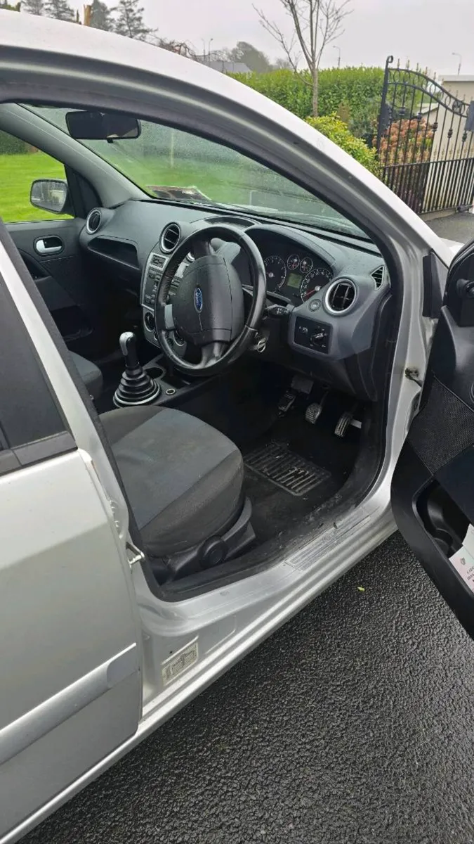 Ford Fiesta breaking - Image 3