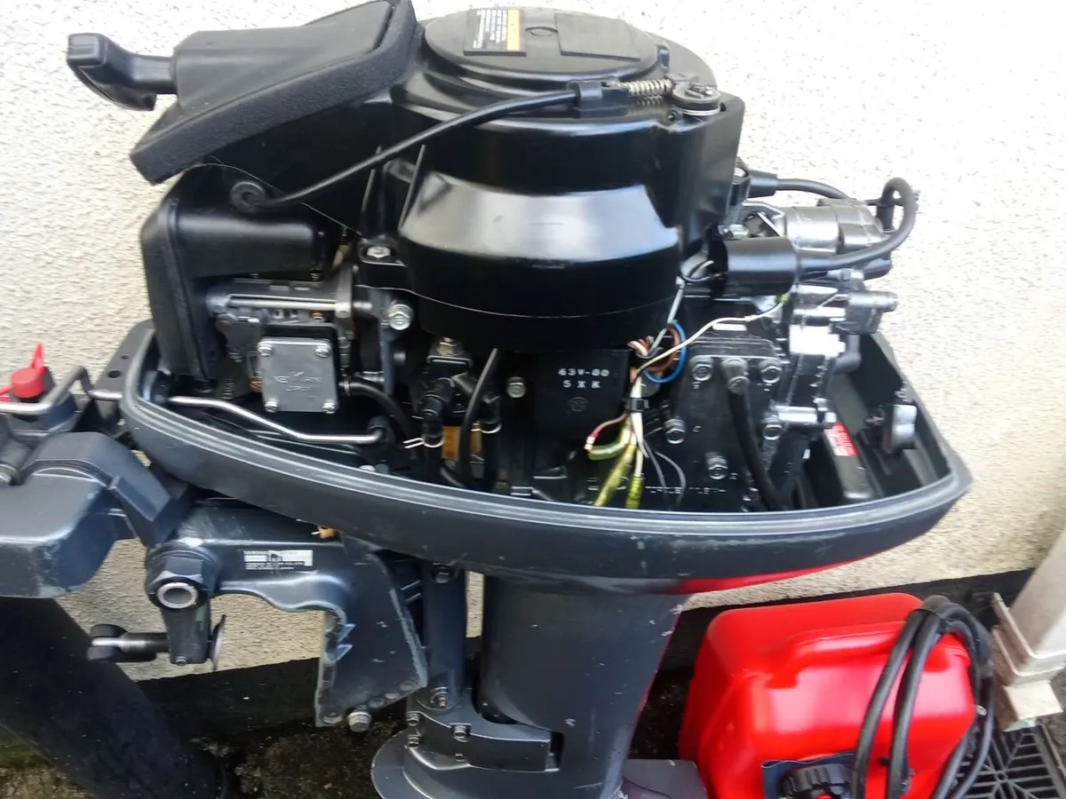 2-stroke YAMAHA-9,9 hp -Malta -3 hp - Image 3