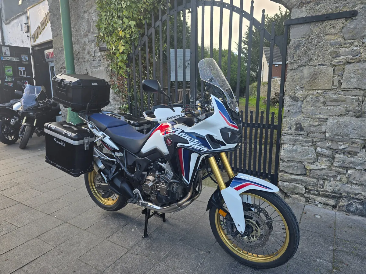 2017 HONDA AFRICA TWIN DCT MOTO4U - Image 3