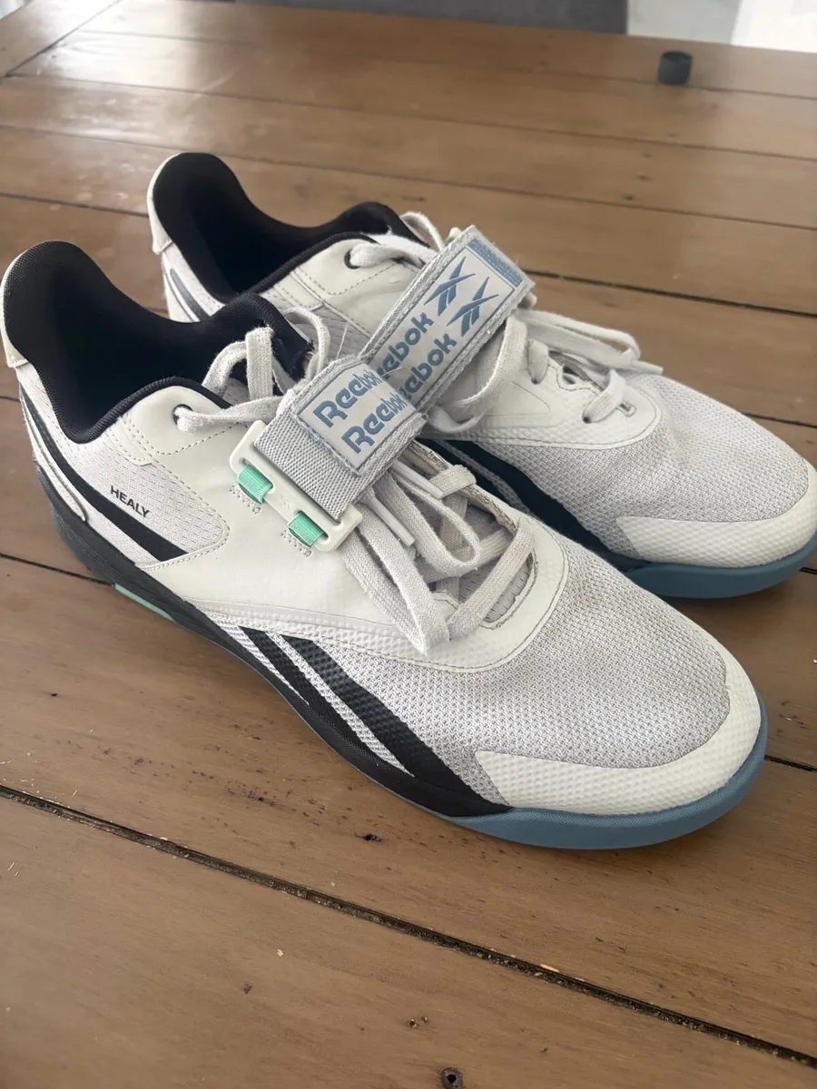 Weight lifting shoes - Image 1