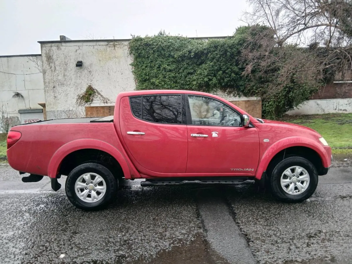 11 MITSUBISHI L200 NEW CVRT £6450 - Image 4