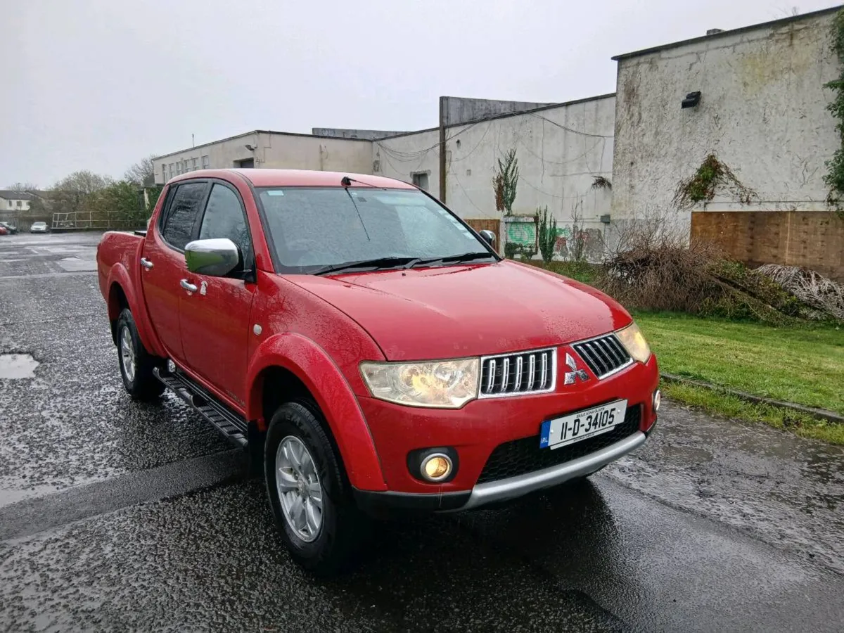 11 MITSUBISHI L200 NEW CVRT £6450 - Image 1