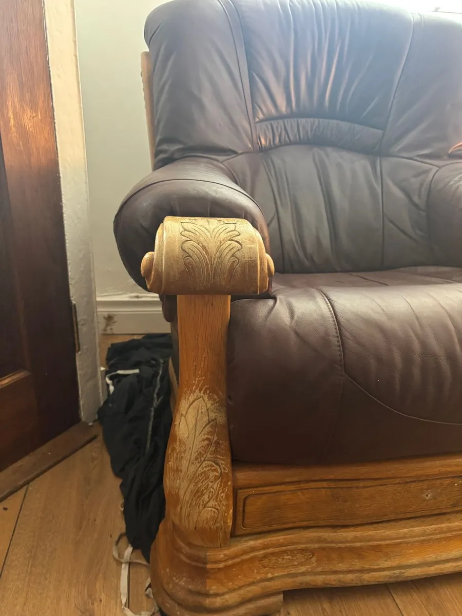 FREE 3-piece sofa set - Image 2