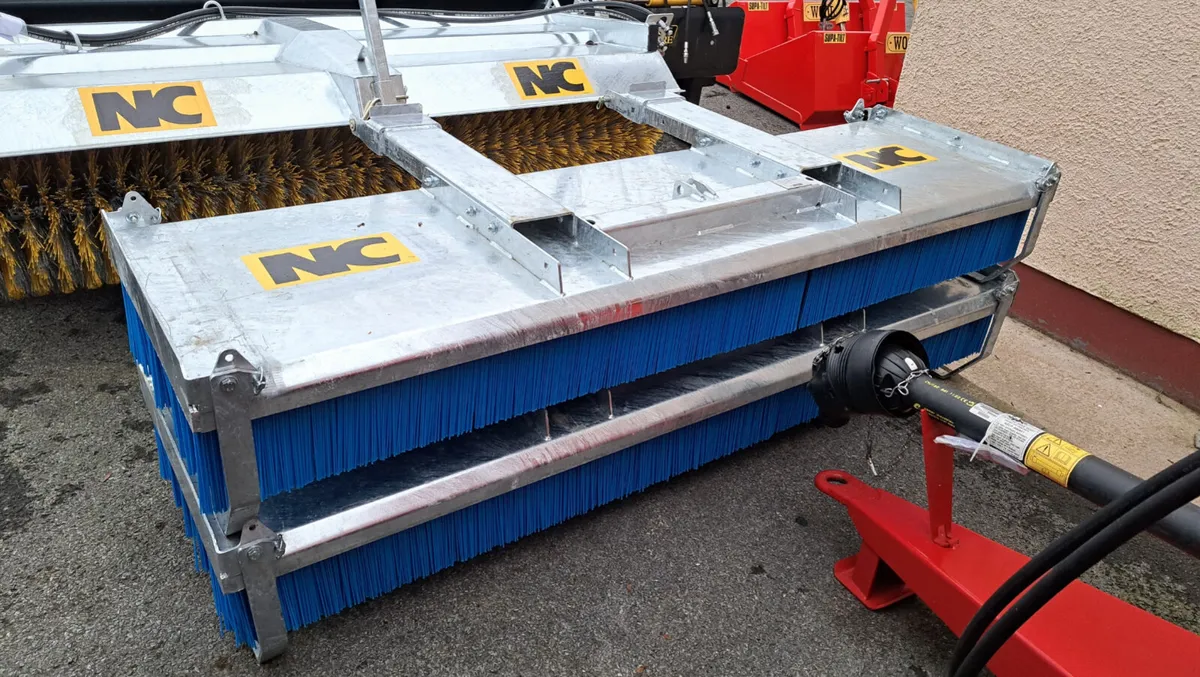 NEW NC 2.5 MPALLET FORK BRUSH - Image 2