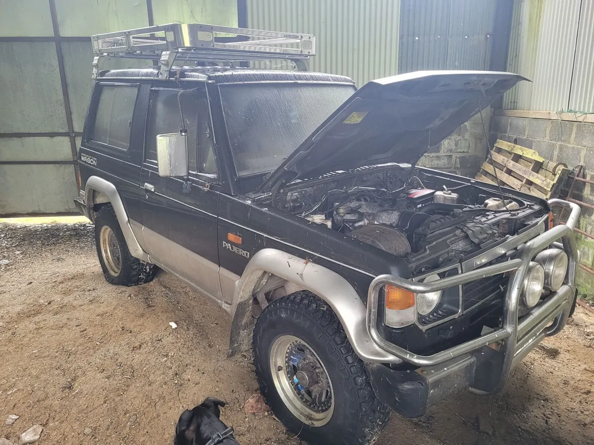 2 x Mitsubishi pajero 1989 1990 - Image 4