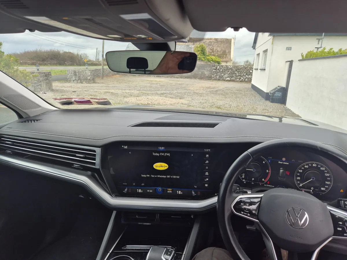 Volkswagen Touareg 2020 Crewcab - Image 3