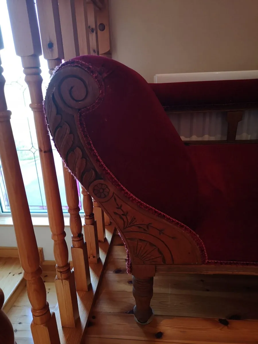 Antique Chaise Longue - Image 3