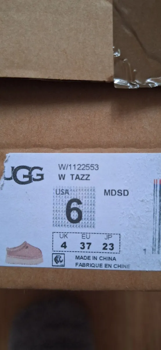 UGG  boots New - Image 4