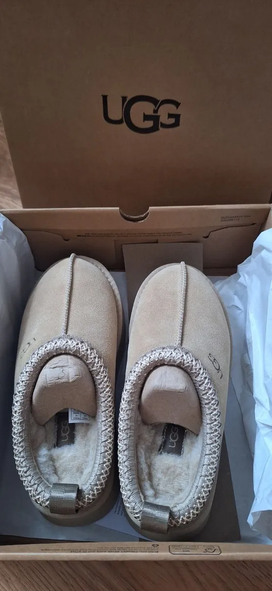 UGG  boots New - Image 2