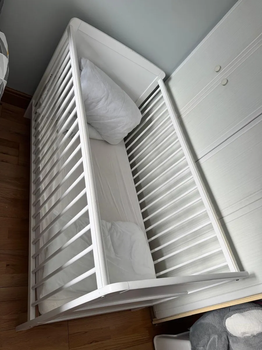 Baby Cot - Image 2