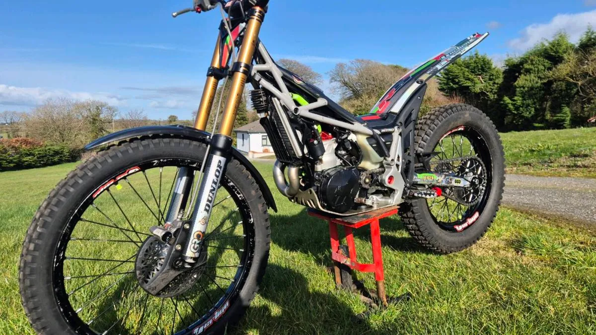 Vertigo RS2 Nitro 300cc Trials - Image 1