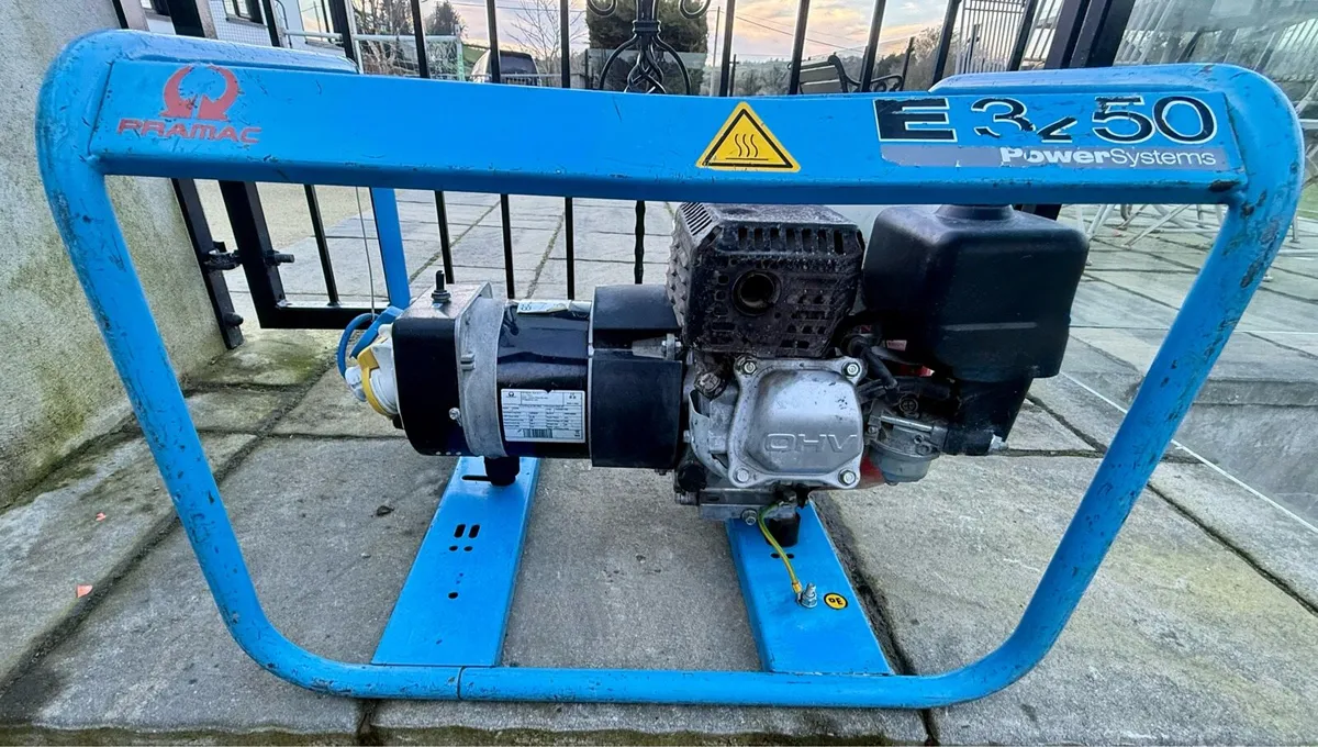 **Fully Serviced ** Pramac E3250 Honda Generator - Image 4