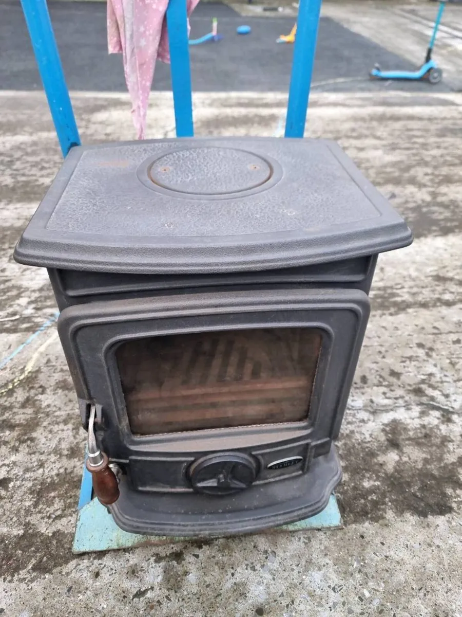 Stanley oisin sf stove. - Image 1