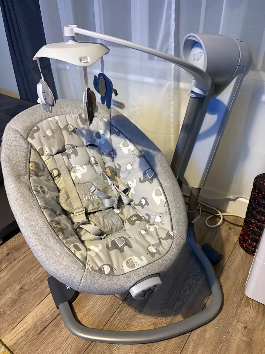 Baby swing chair - Image 1