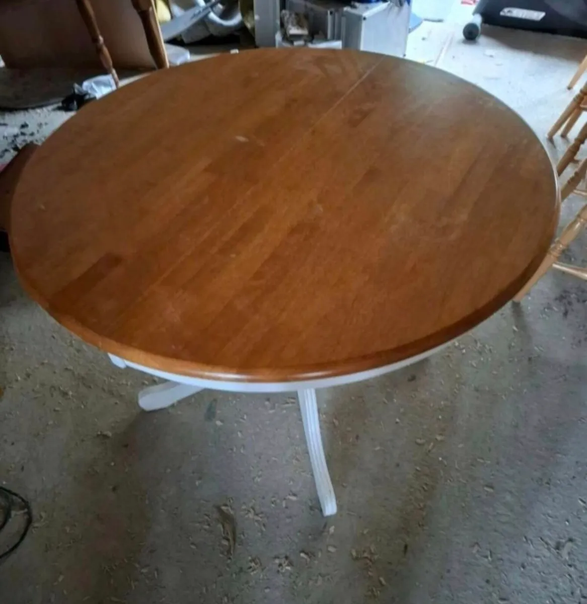 Extendable Dining Table. - Image 2