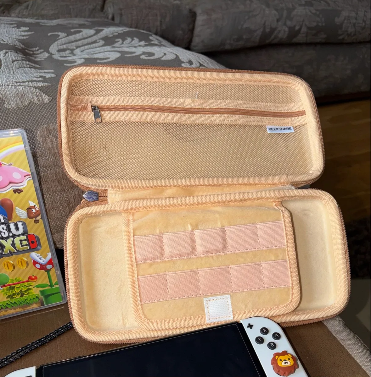 Nintendo switch oled bundle - Image 4