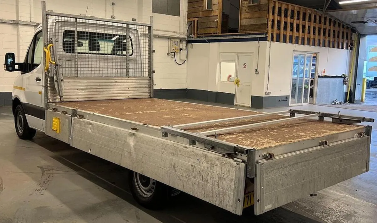 2021 Mercedes-Benz Sprinter Dropside Van - Image 4