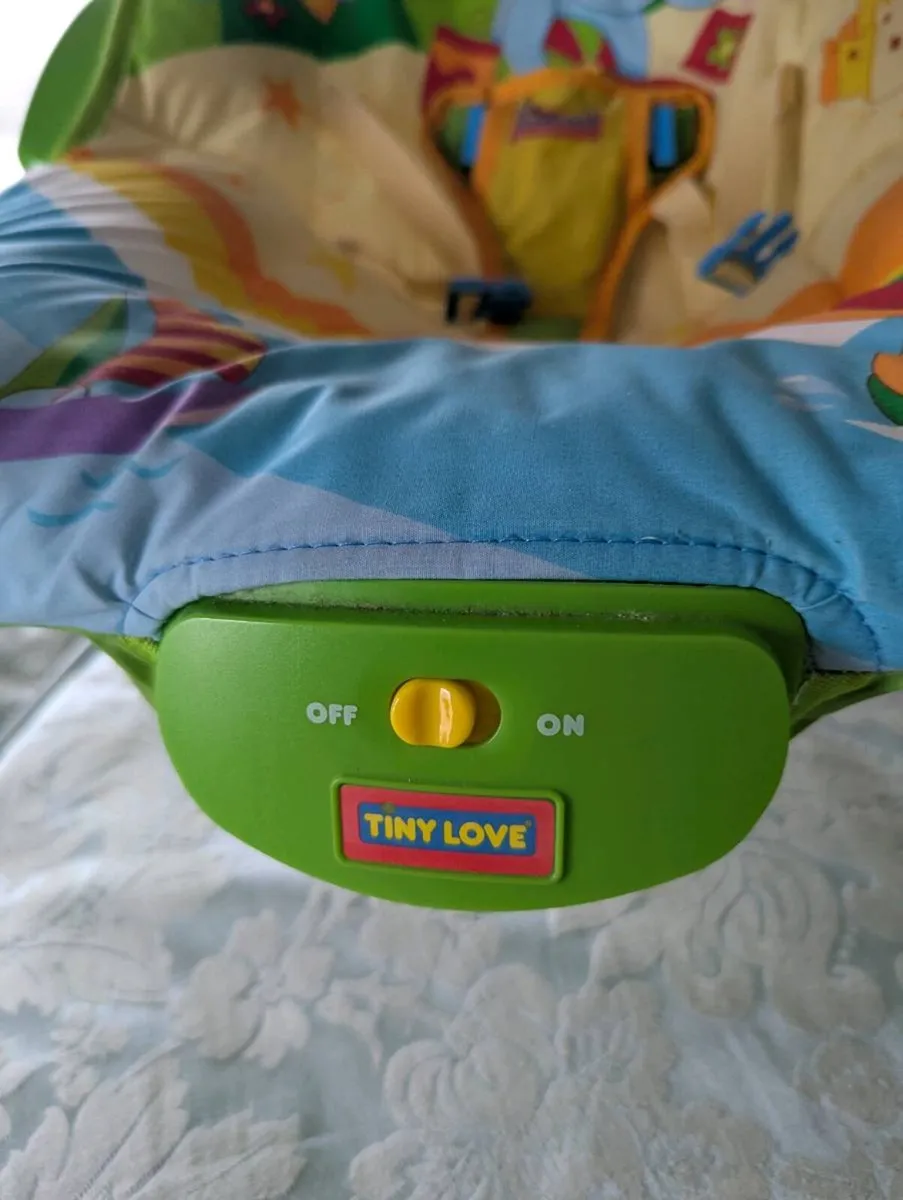 Tiny Love Gymini Baby Bouncer - Image 3