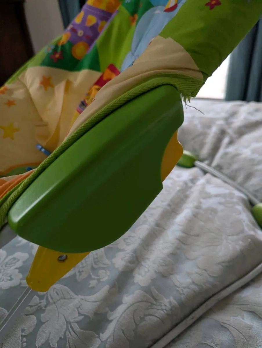 Tiny Love Gymini Baby Bouncer - Image 4