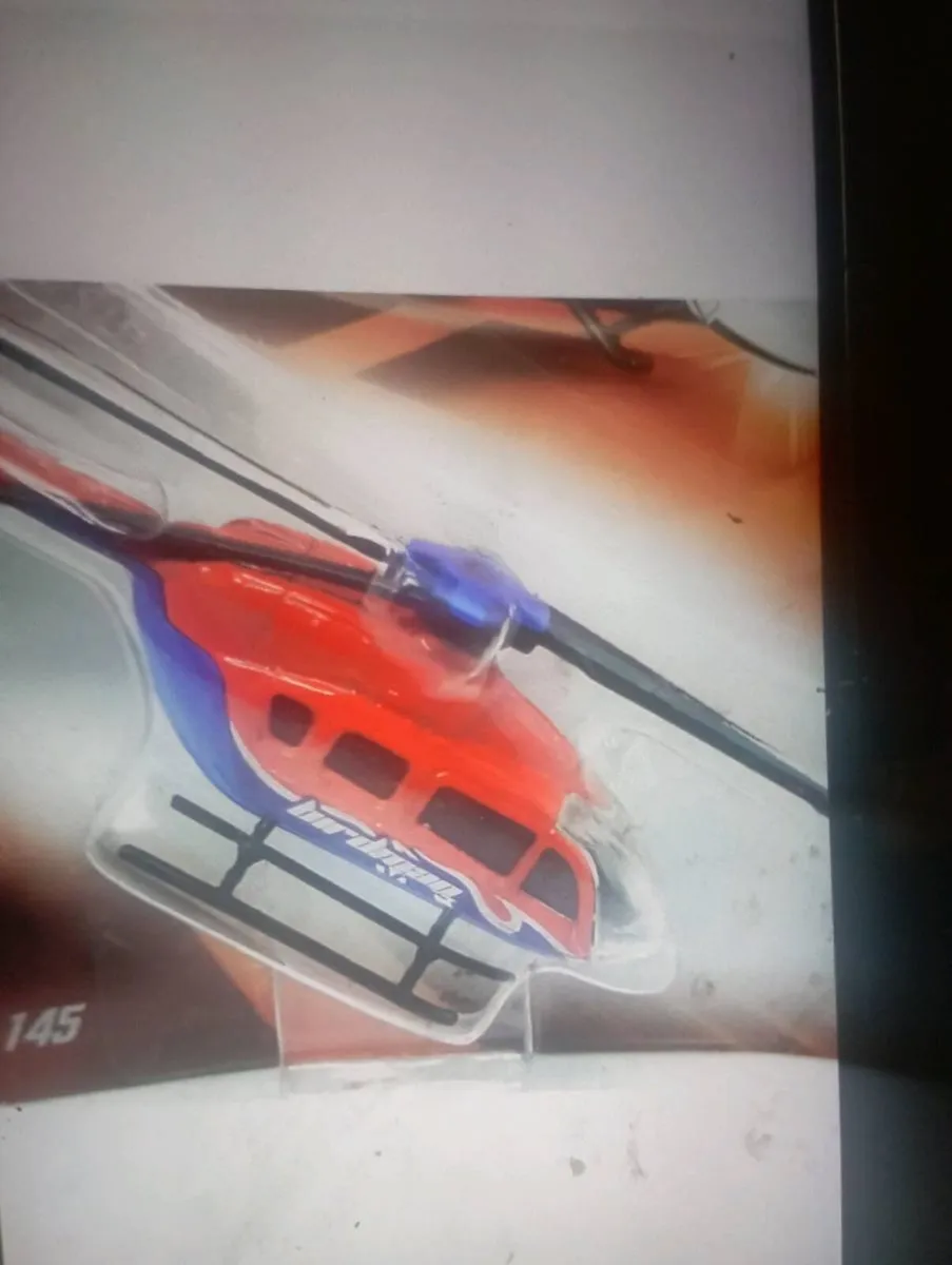 MAJORORETTE HELLIOPTER & MATCHBOX HELLICCOPTER. - Image 3