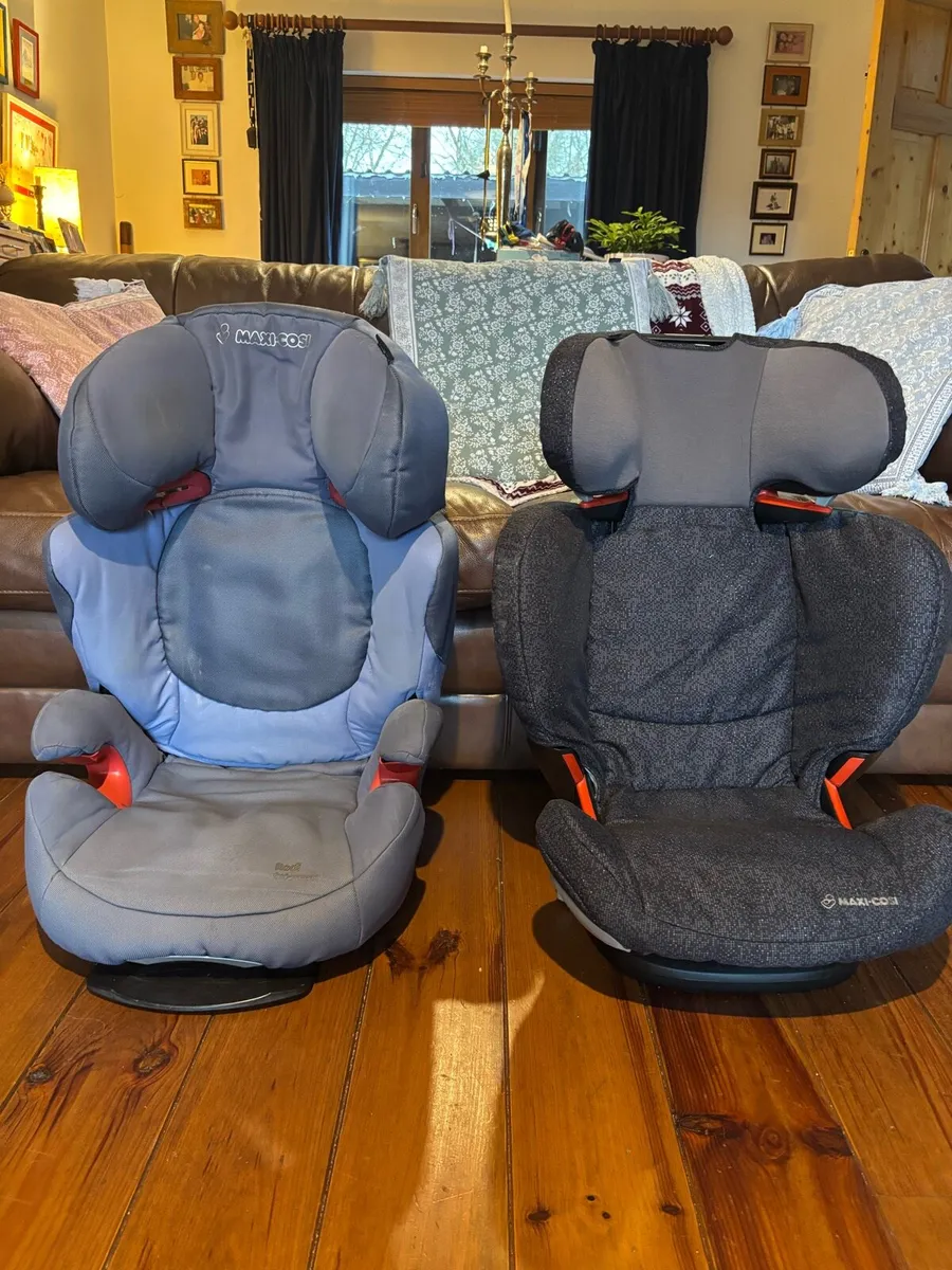 Child car seat - Image 1