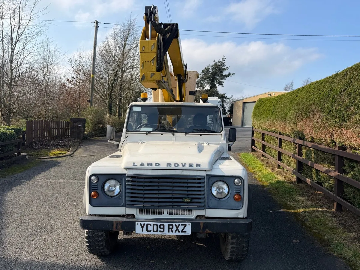 2009 Landrover Defender Cherry Picker Access NO VA - Image 2