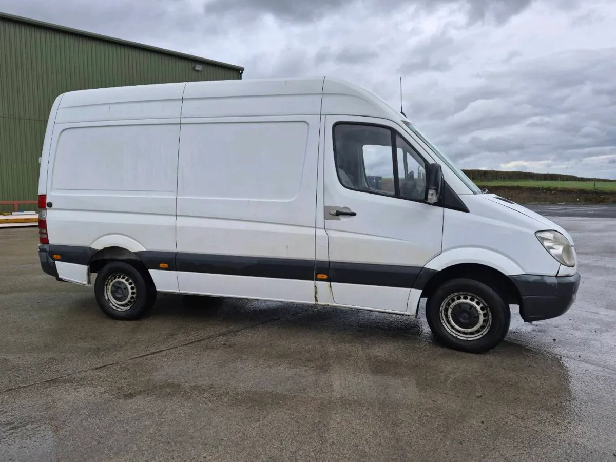 Mercedes sprinter - Image 2