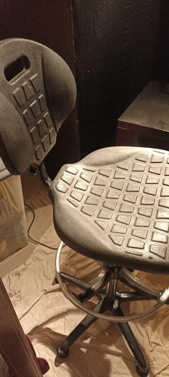 Architect's Chair - Image 1