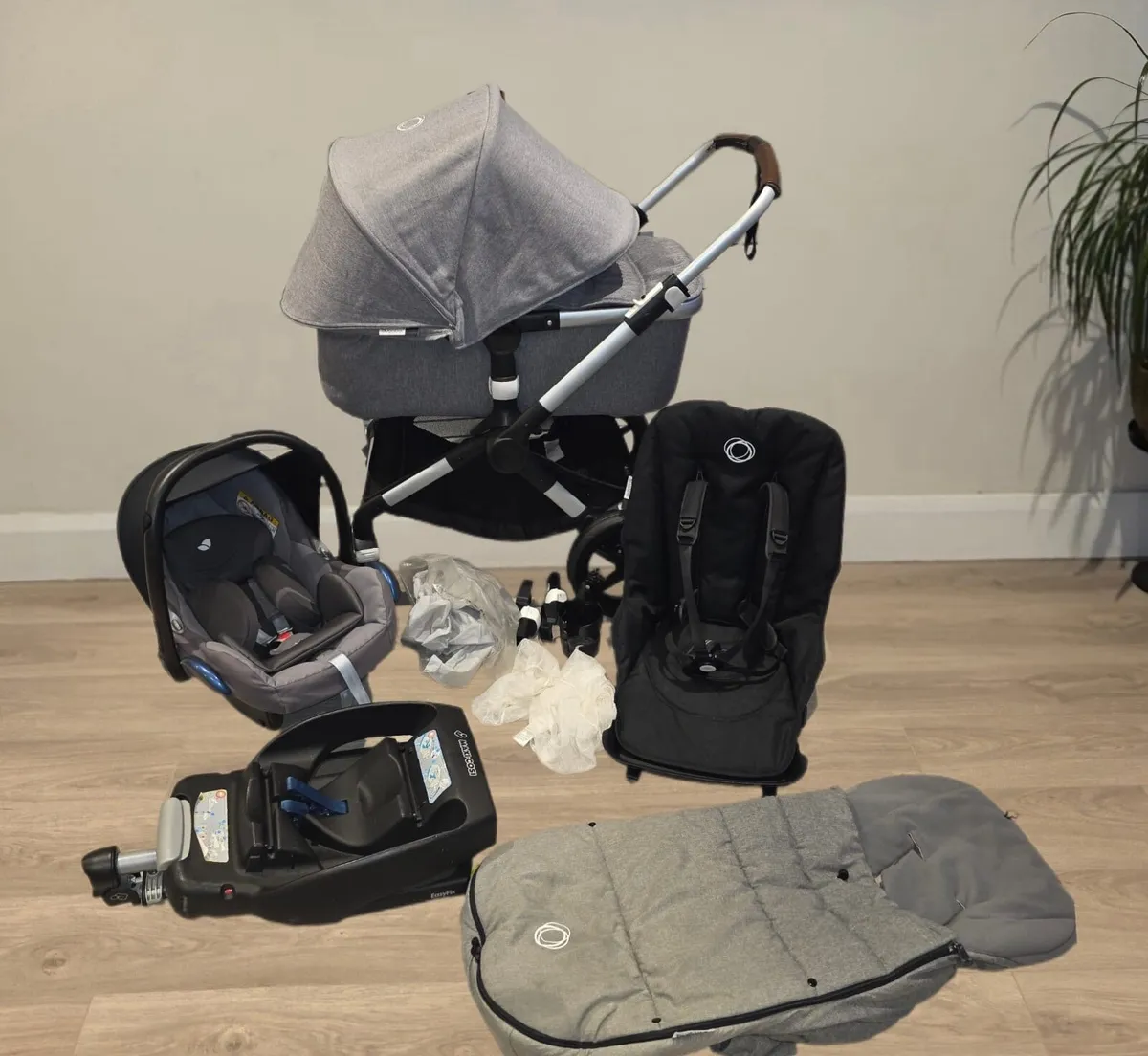 Bugaboo Fox Immaculate - Image 1