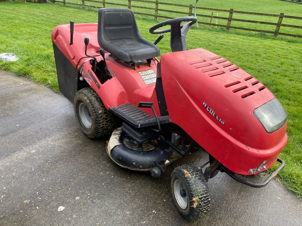 Castlegarden ride on mower - Image 3