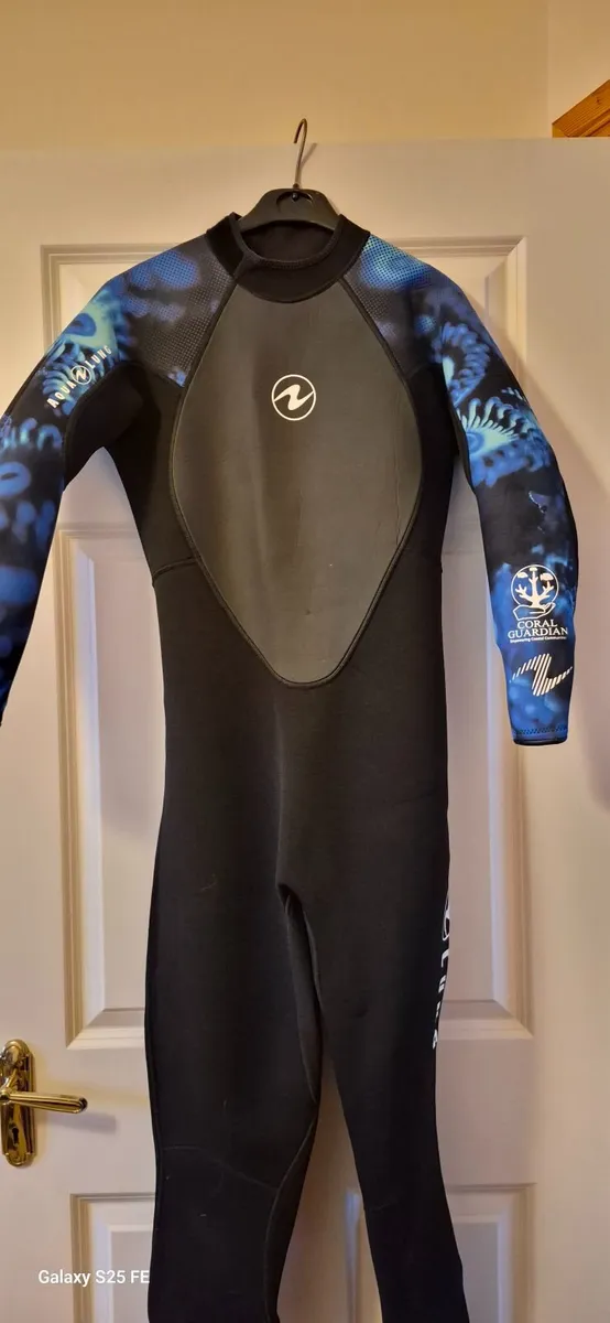 Wetsuit - Image 4