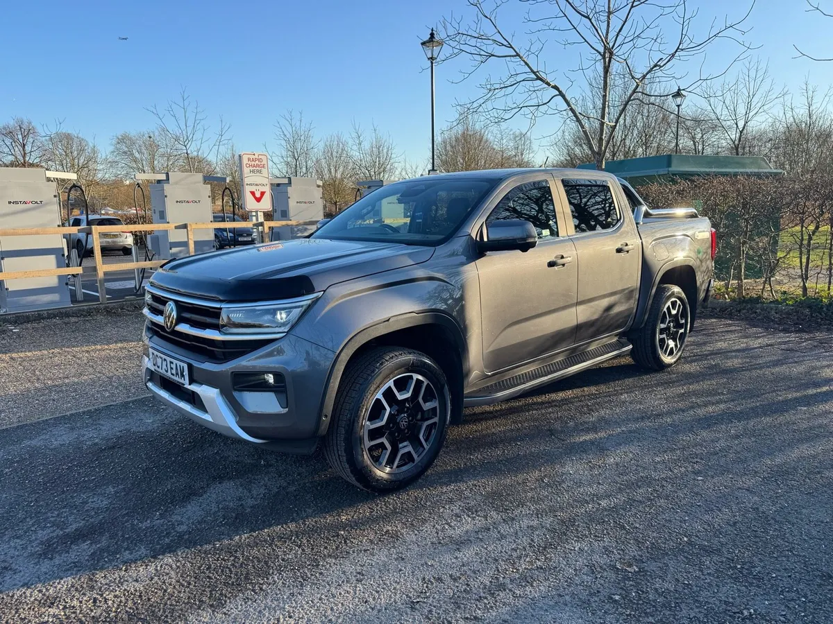2024 Volkswagen Amarok 2.0 Style - Image 3