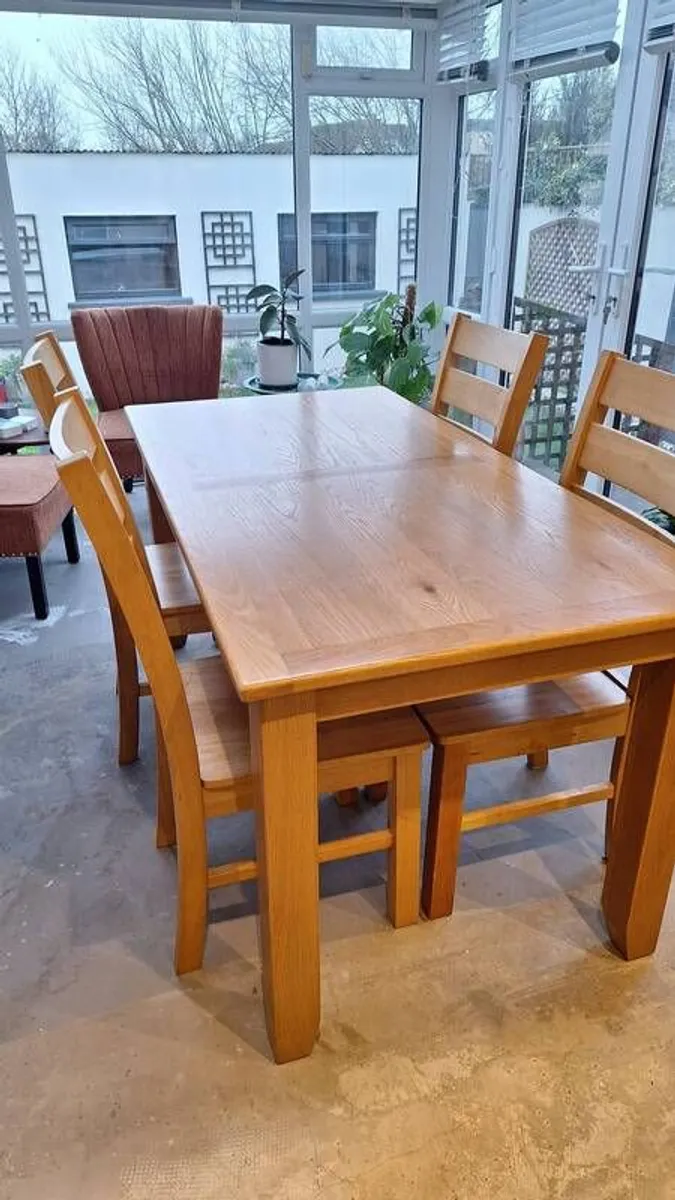 Solid wood dining table + 4 chairs - Image 1