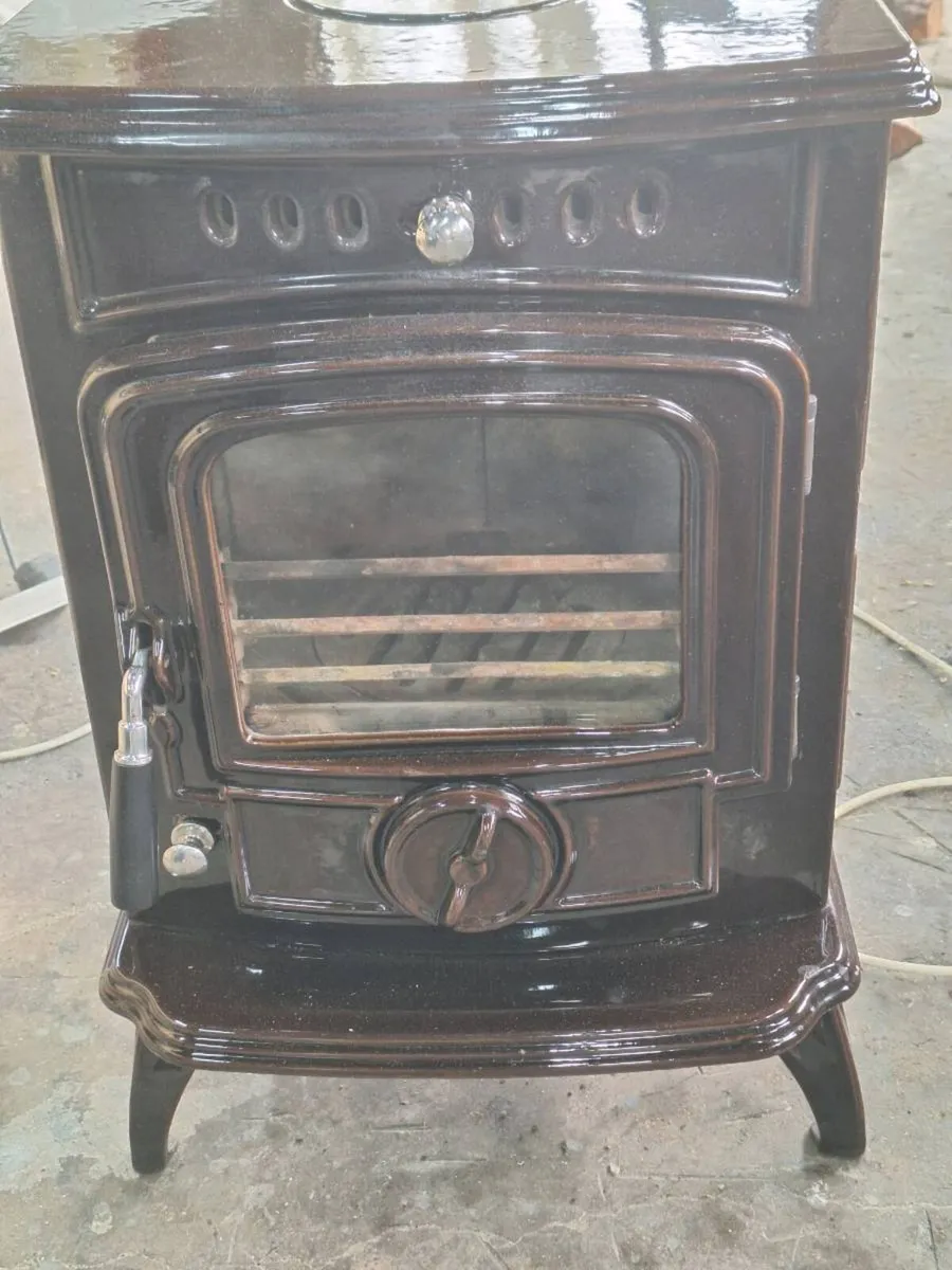 Stove - Image 1