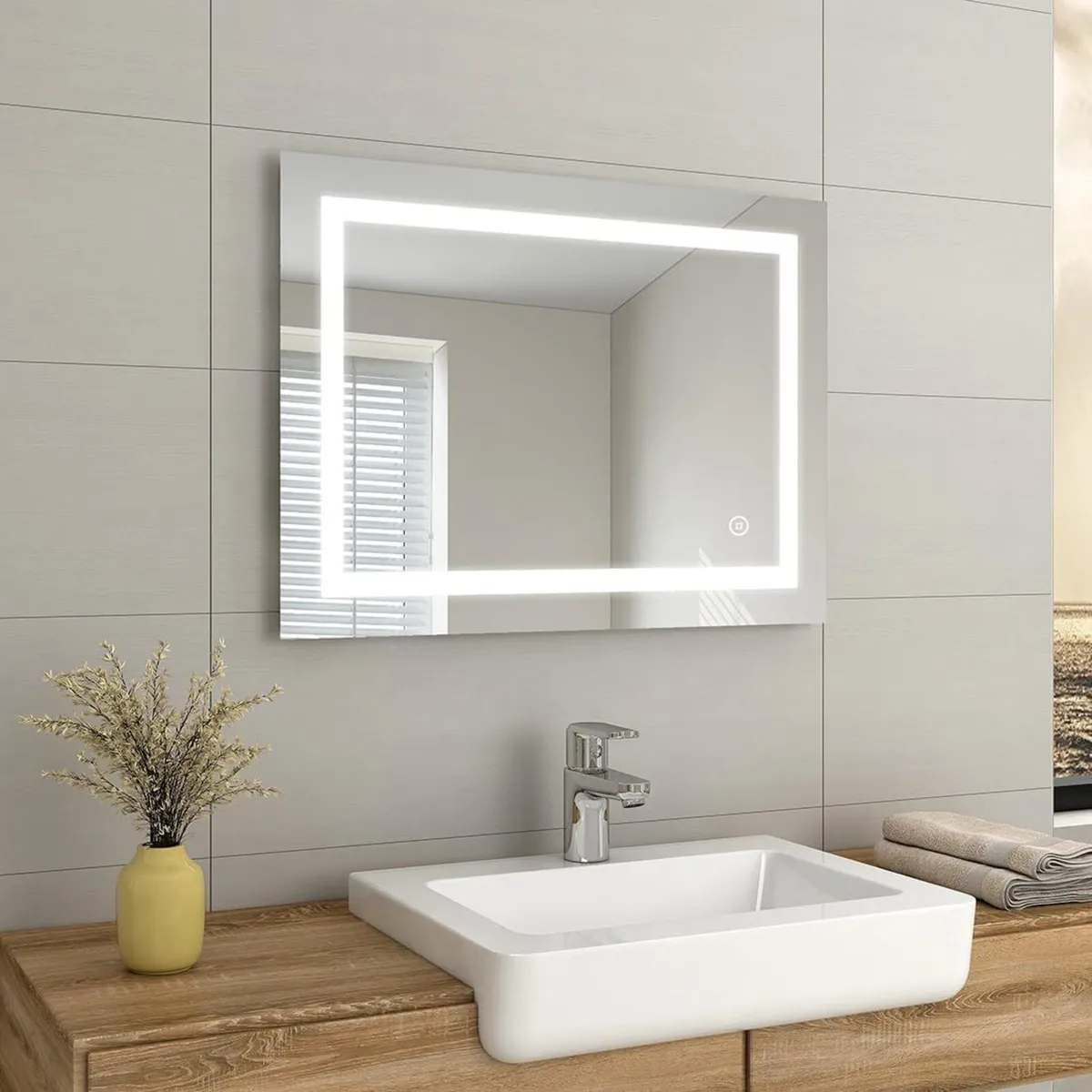 800 x 600mm LED Illuminated Bathroom Mirror with - Image 2