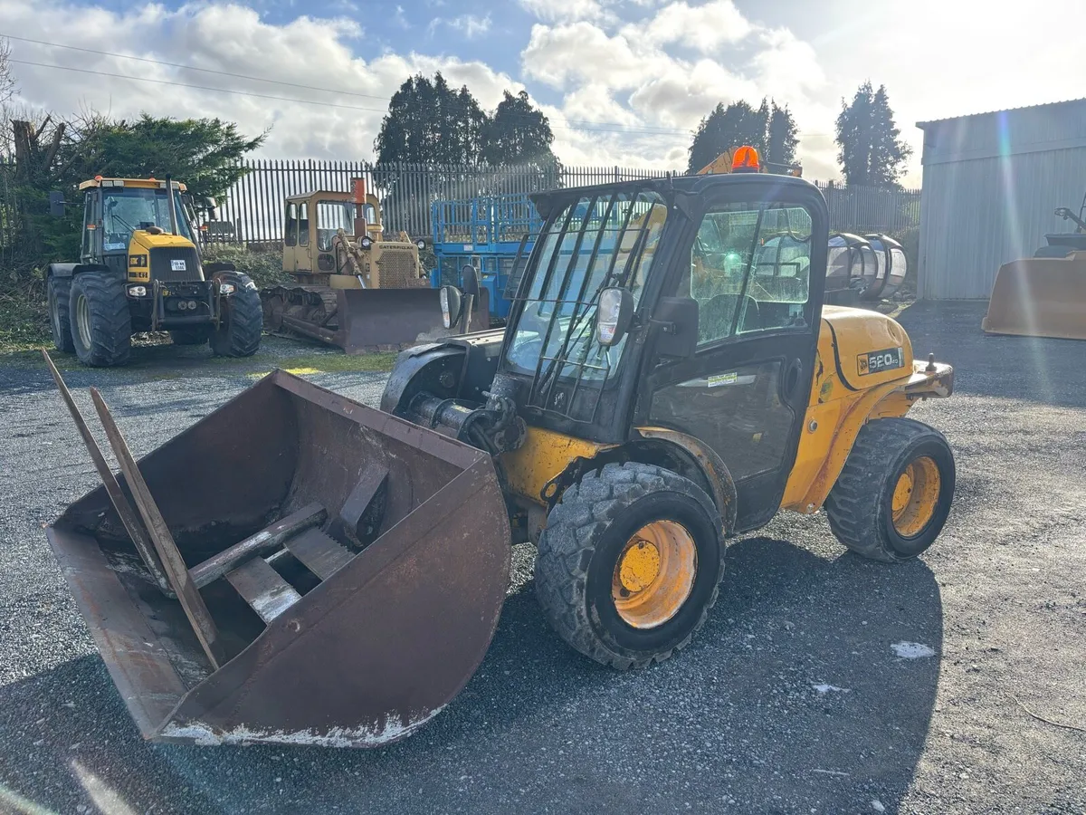 JCB 520-40 - Image 1