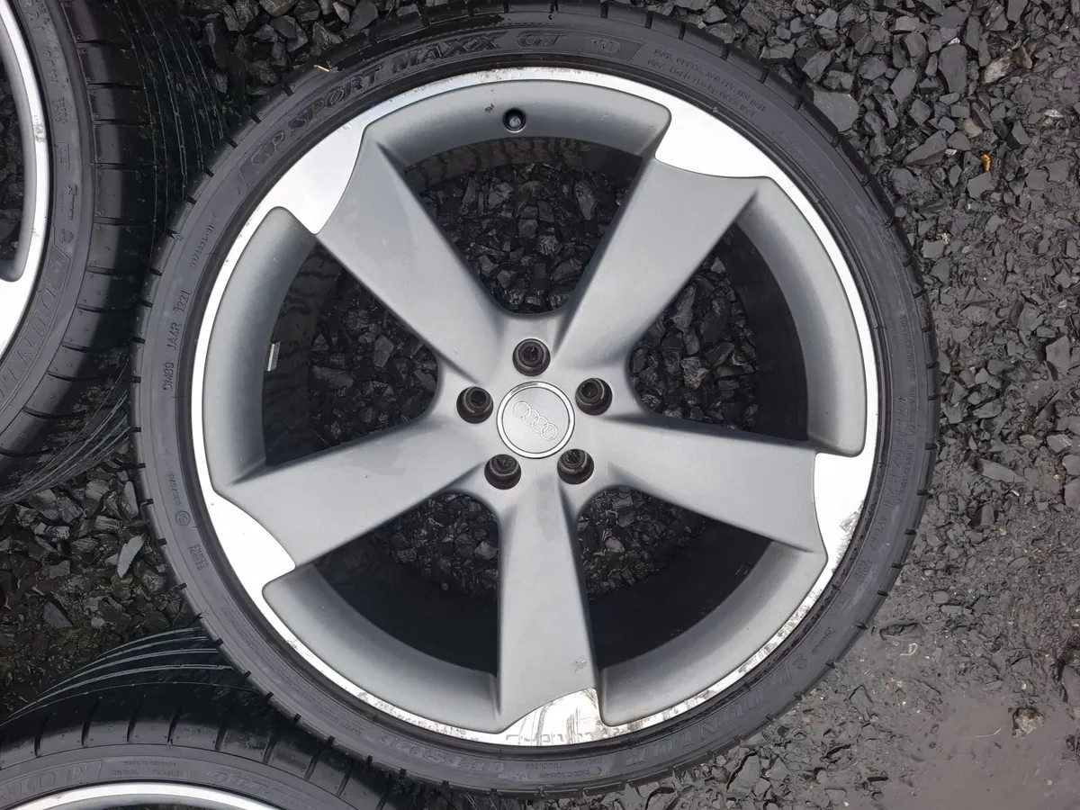 21" Genuine Audi S7, A7 Alloys with tyres - Image 4