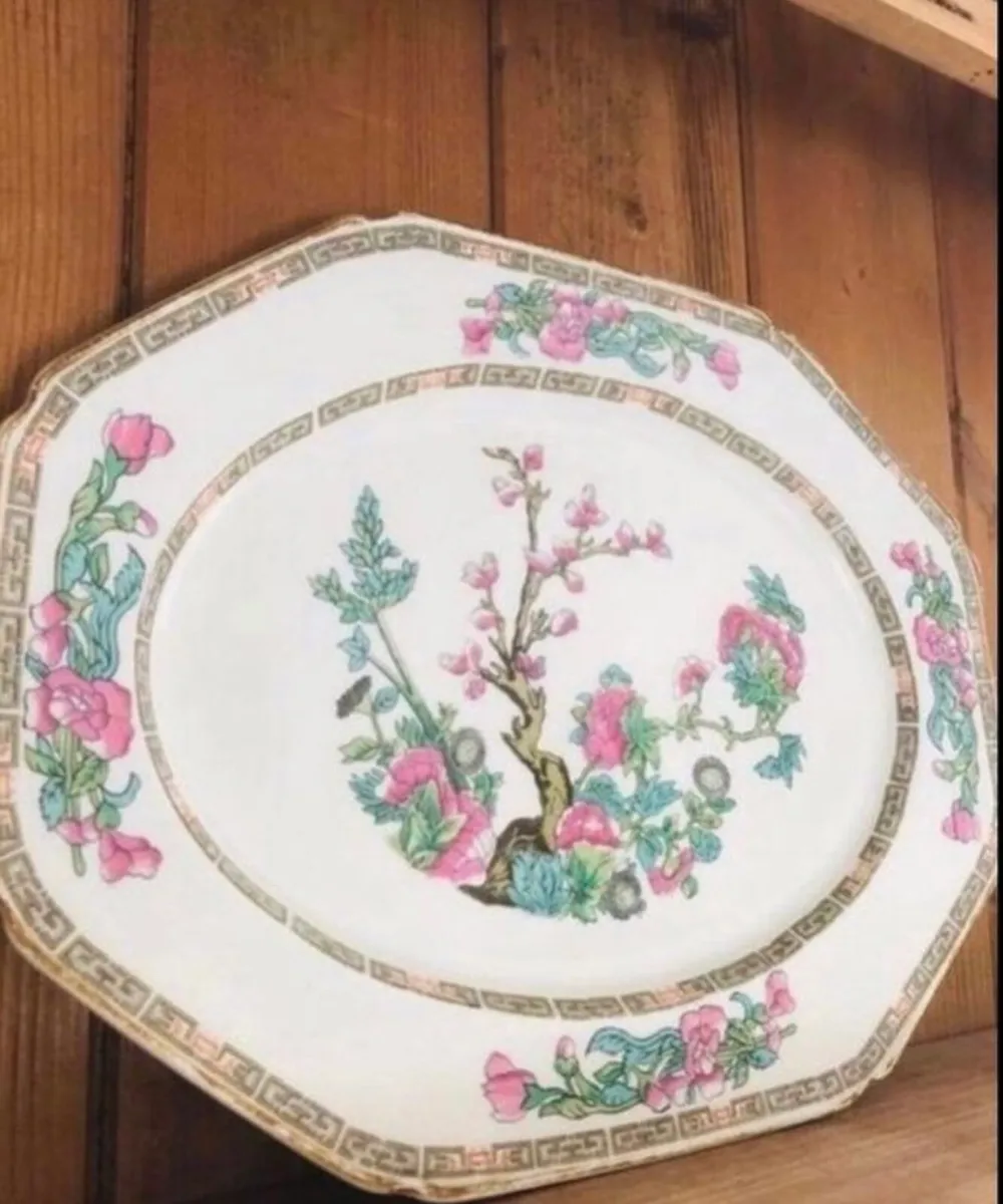 Antique platter - Image 1
