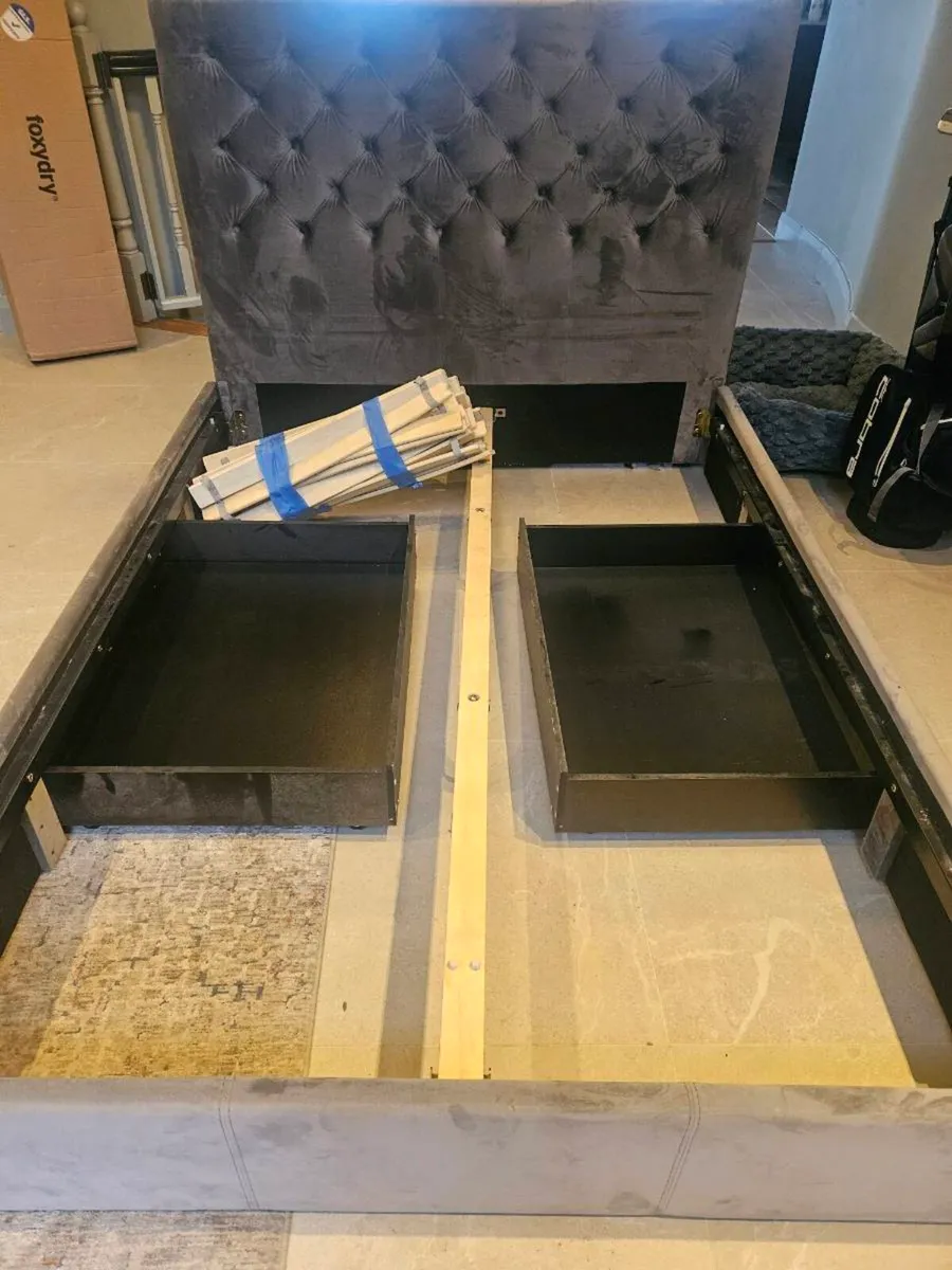 Double bed frame with mattress - Image 3