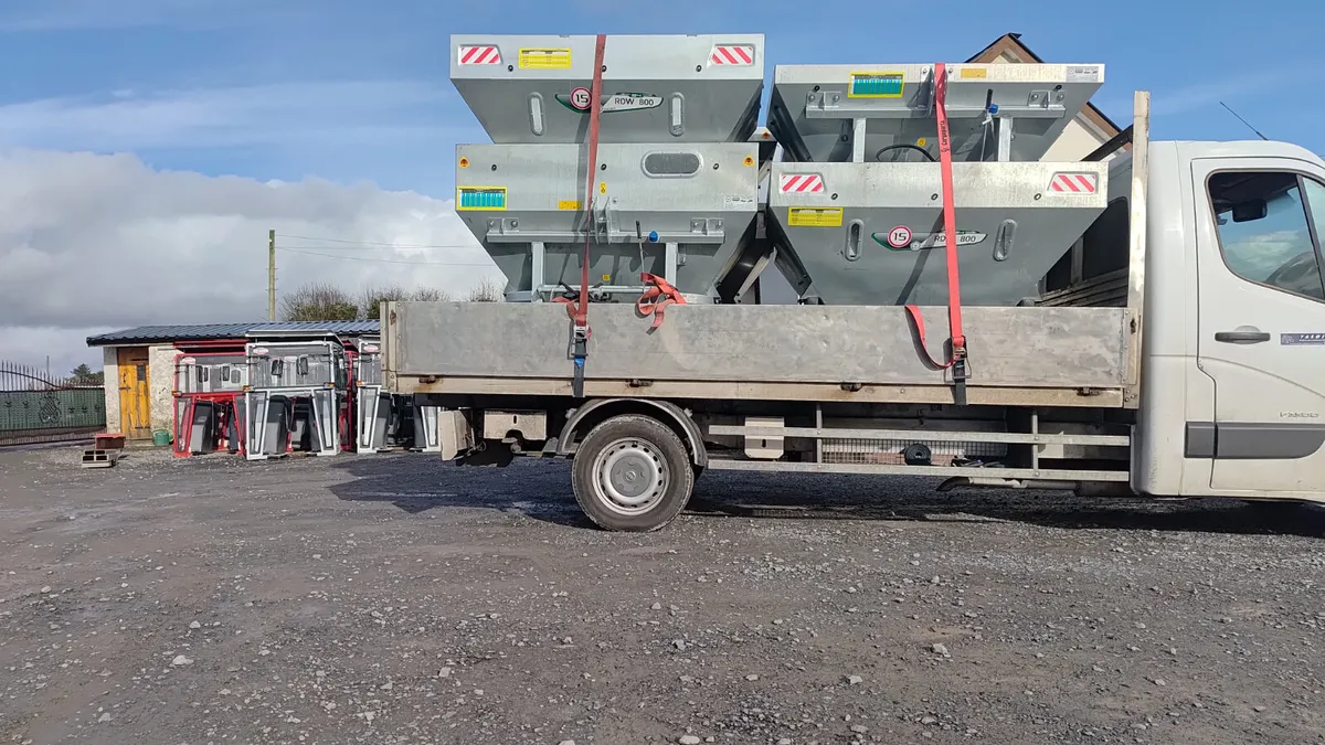 Fertiliser spreader Tolmet - Image 2