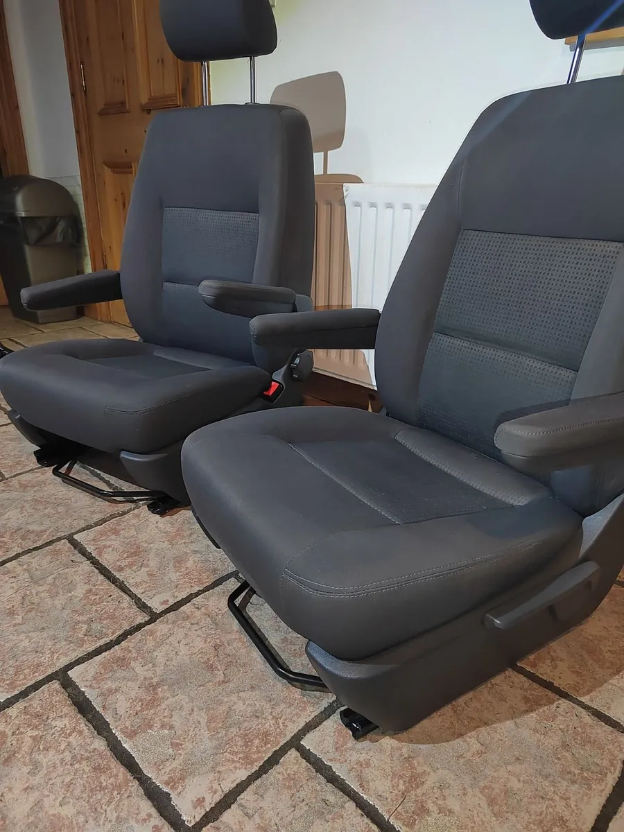 VW T6 T5 Transporter Pair Of Front Capitan Seats - Image 2