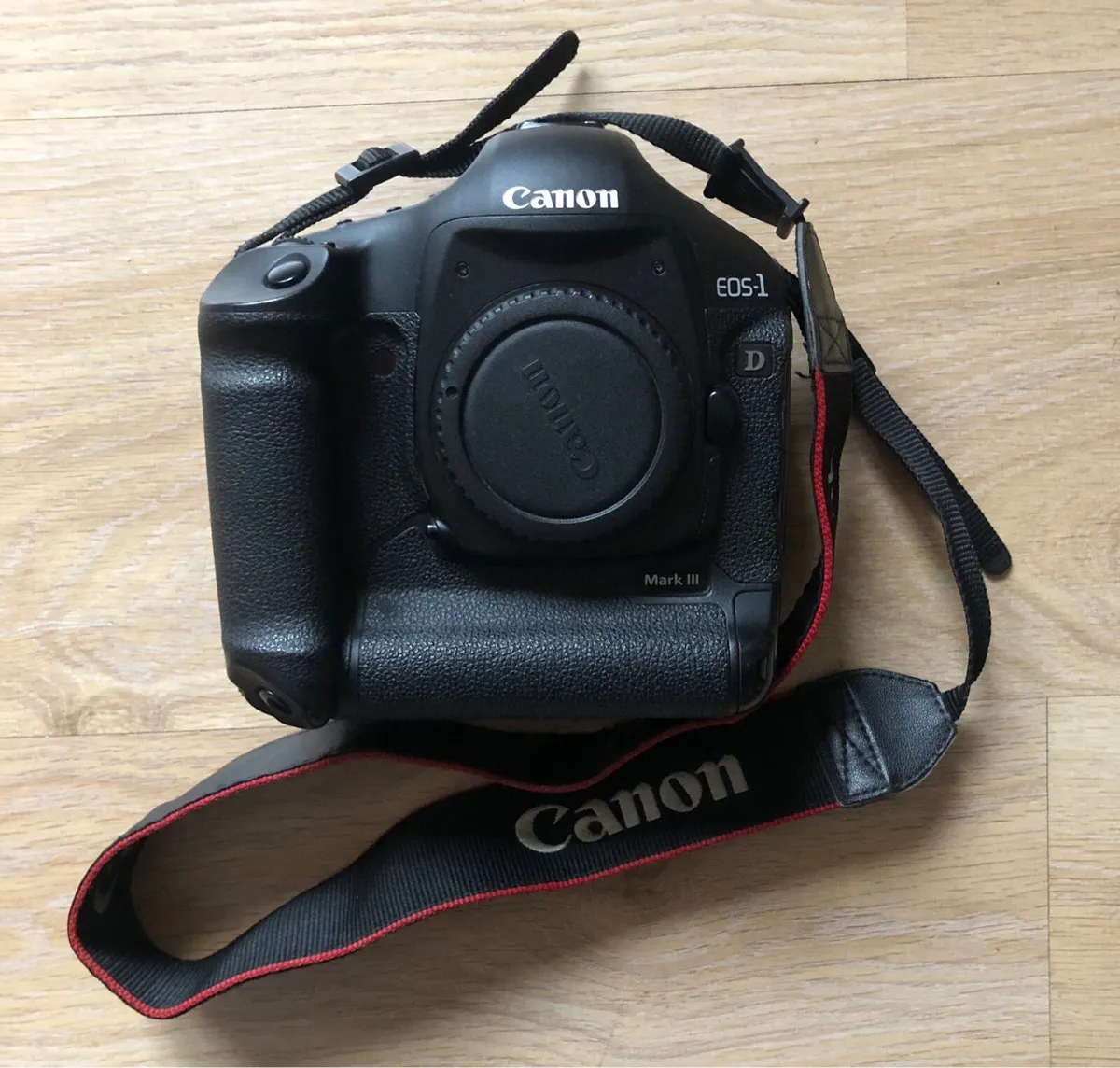 Canon EOS 1D mk3 - Image 1