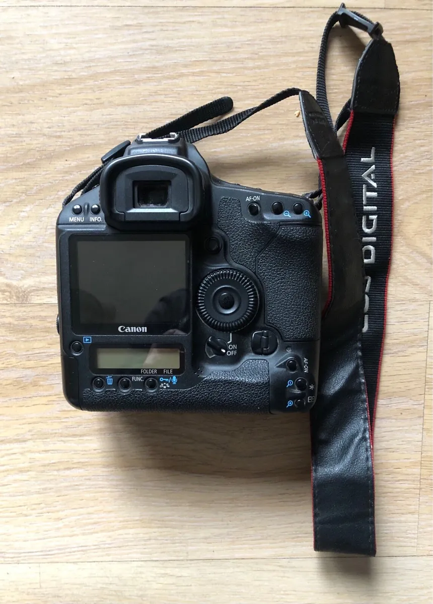 Canon EOS 1D mk3 - Image 4