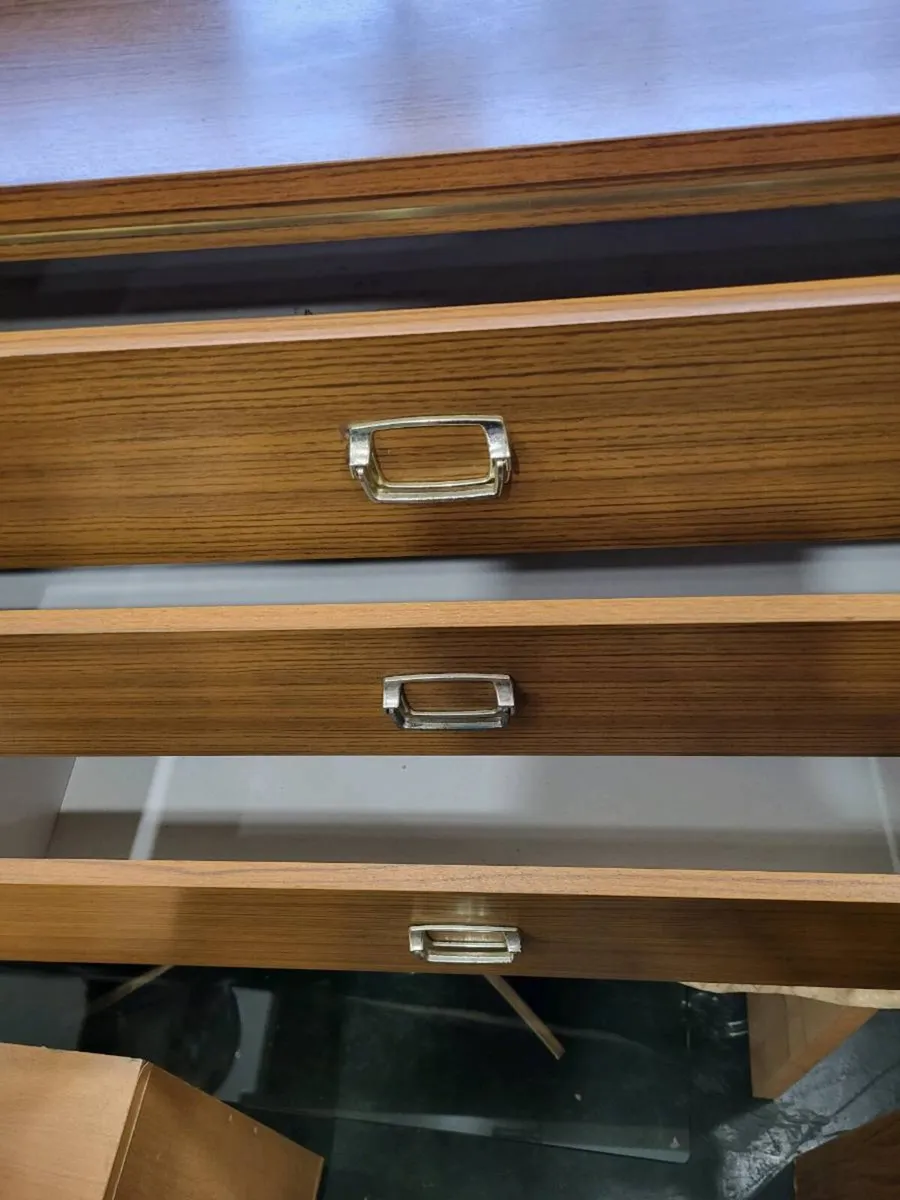 Small chest of drawers - Image 2