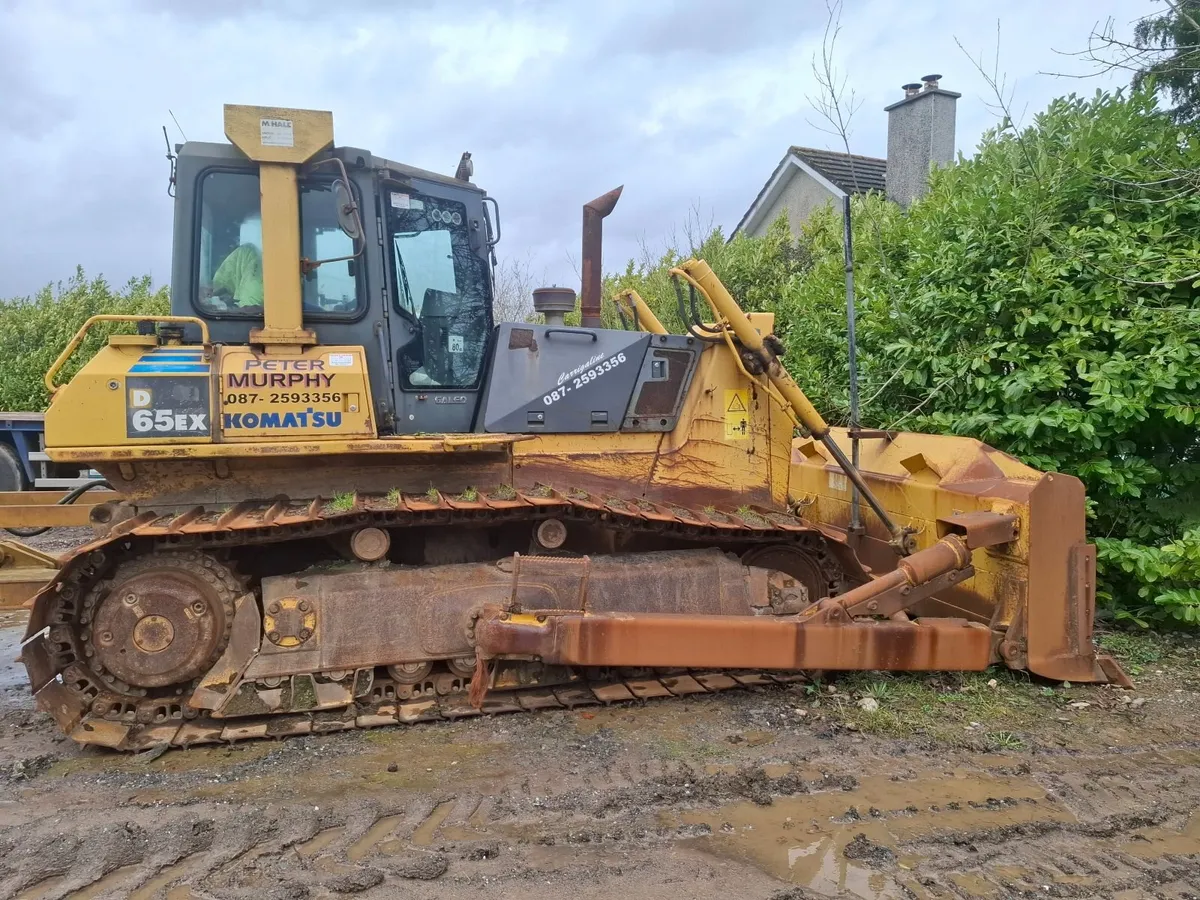 Komatsu D65EX-15 - Image 1