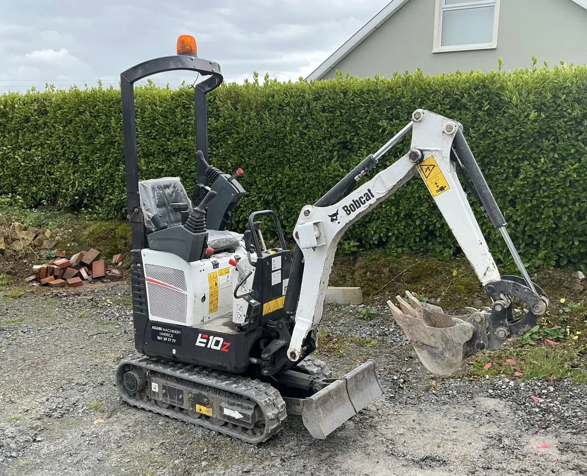 Mini excavator Bobcat E10Z with Trailer - Image 1