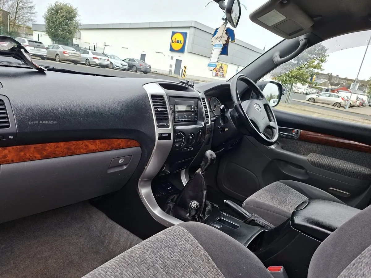 Toyota Landcruiser - Image 2