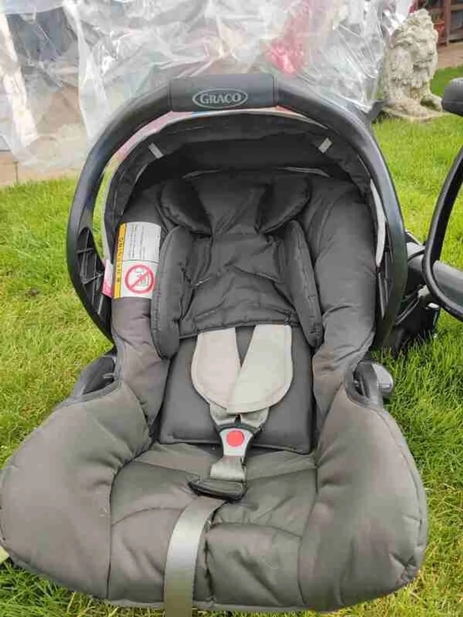Baby Travel System - Image 3