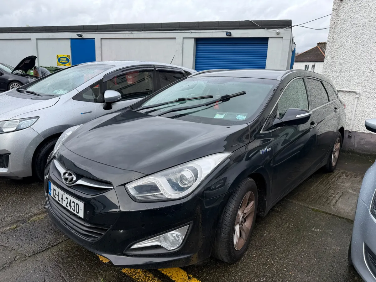 Hyundai i40 Estate 1.7Crdi - Image 1