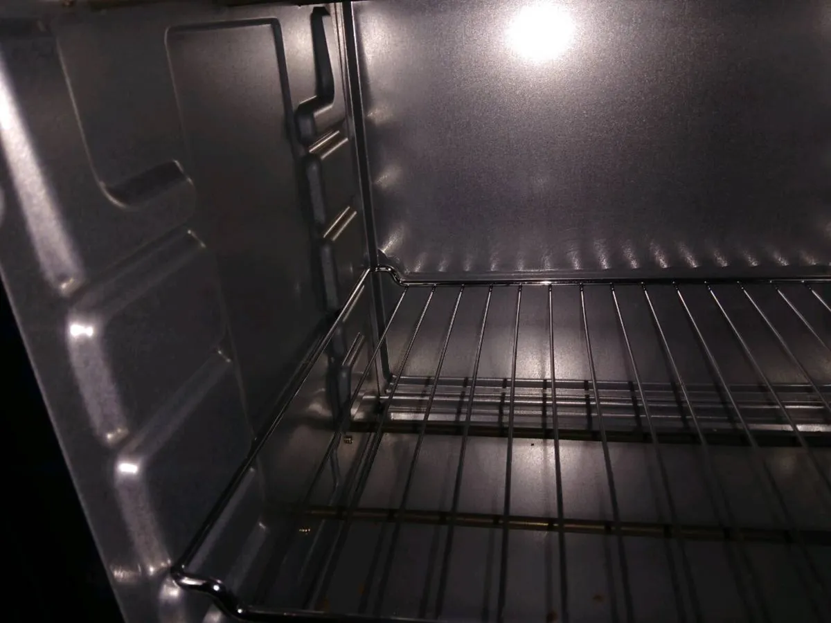 Mini kitchen - Image 3